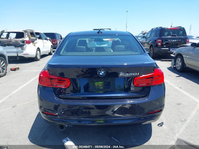 BMW 320i 2017 WBA8E1G37HNU18979 Image 17