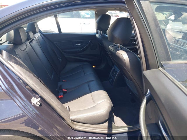 WBA8E1G37HNU18979 BMW 320i
