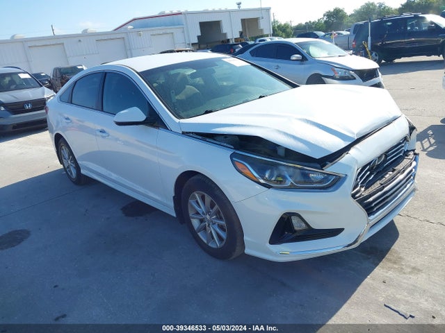 2018 5NPE24AA3JH713798 main image