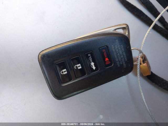 JTHBK1GGXG2227835 Lexus ES 350