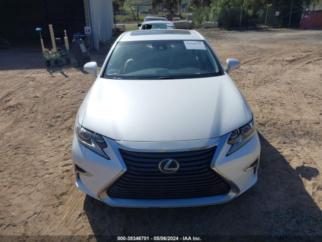 JTHBK1GGXG2227835 Lexus ES 350