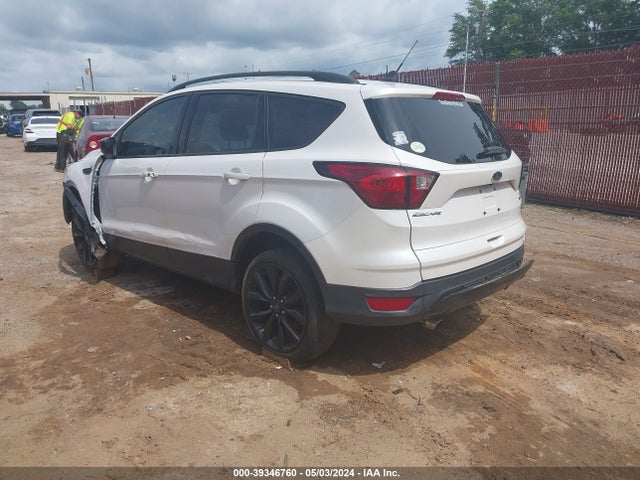 Ford ESCAPE SE 2019 1FMCU0GD0KUB00973 Image 3