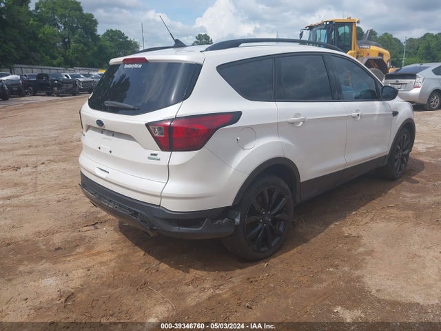 Ford ESCAPE SE 2019 1FMCU0GD0KUB00973 Image 4
