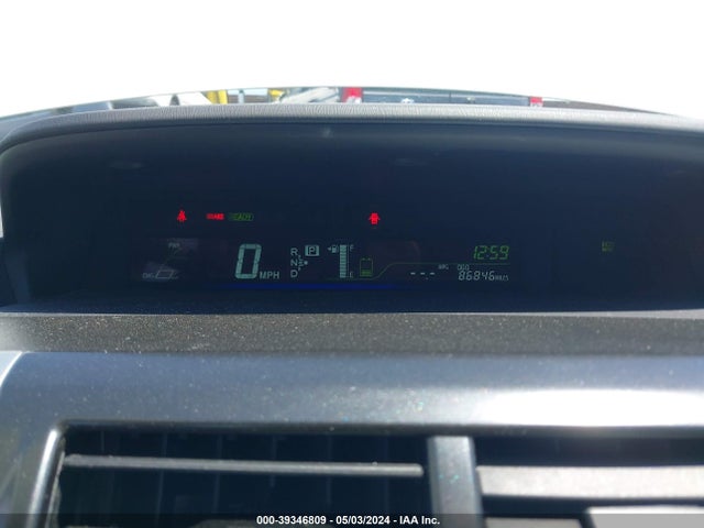 Toyota Prius V Three 2014 JTDZN3EU7EJ001685 Image 7