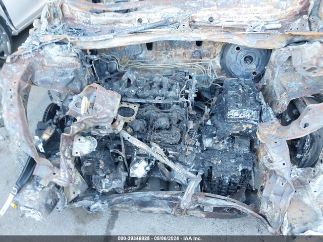 5TDHZRBH1NS217612 Toyota Highlander Xle