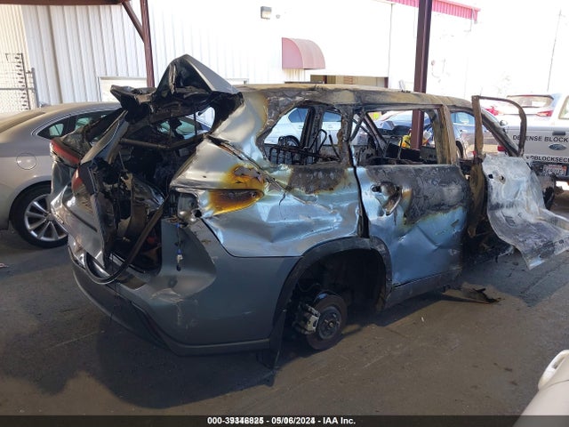 5TDHZRBH1NS217612 Toyota Highlander Xle