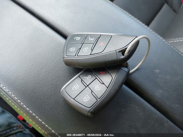LRBFZNR4XPD070027 Buick Envision Essence Fwd
