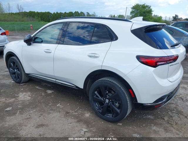 LRBFZNR4XPD070027 Buick Envision Essence Fwd