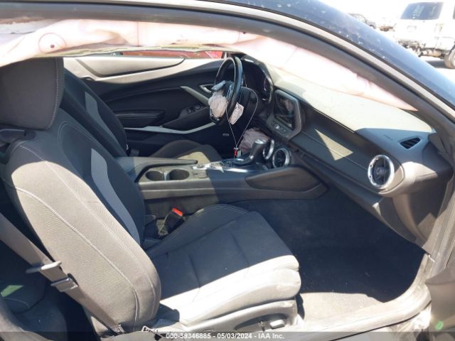 2018 CHEVROLET CAMARO 1G1FB1RSXJ0131851 Photo 4