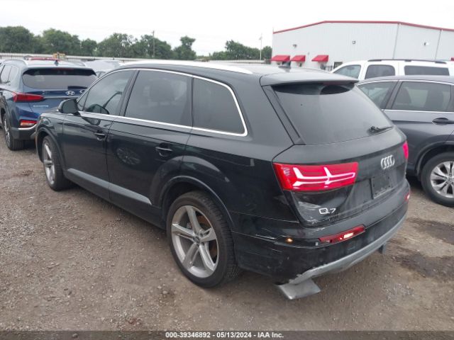 2019 AUDI Q7 WA1VAAF70KD028979 Photo 2