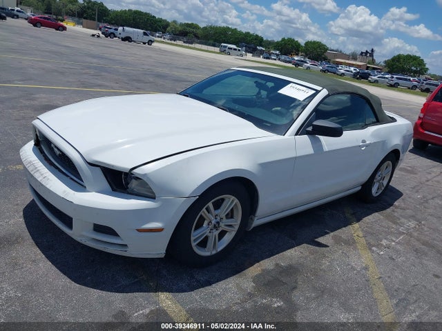 Ford Mustang V6 2014 1ZVBP8EM9E5210652 Image 2