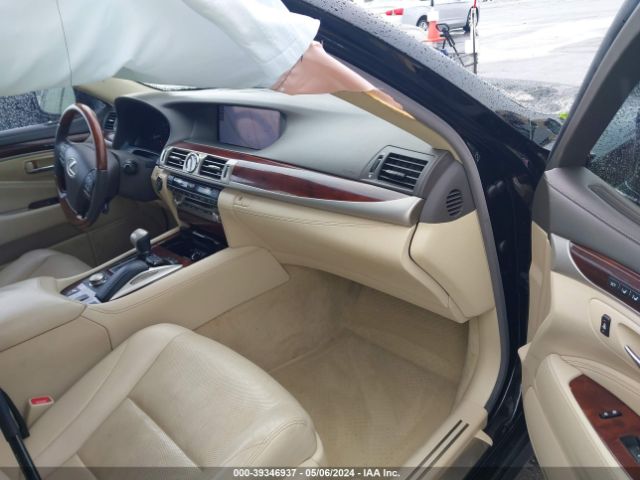 JTHCL5EF6H5027795 Lexus LS 460