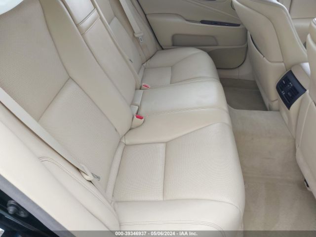 JTHCL5EF6H5027795 Lexus LS 460