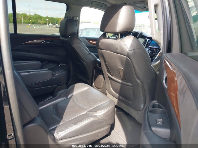 1GYS4GKJ6JR142789 Cadillac Escalade Esv Standard