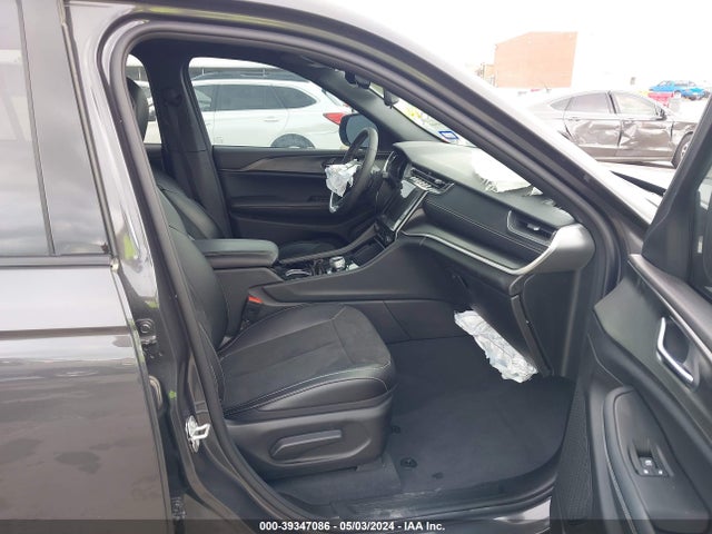 1C4RJHAGXPC546067 Jeep Grand Cherokee Altitude 4x4