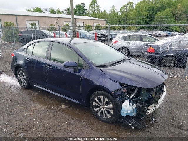 Toyota Corolla Hybrid Le 2022 JTDEAMDE1NJ061133 главное изображение