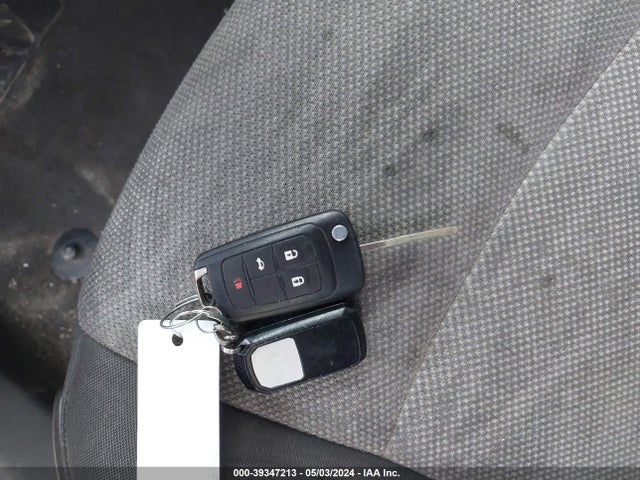 Chevrolet Cruze Ls Auto 2015 1G1PA5SG9F7124537 Image 11