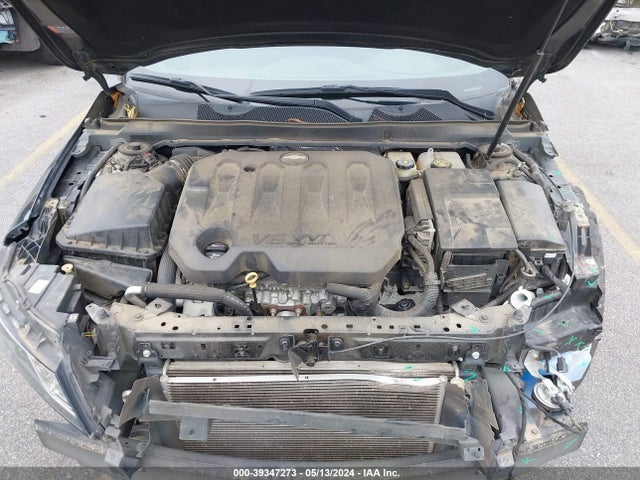 Chevrolet IMPALA 1LT 2018 2G1105S37J9138336 Image 10