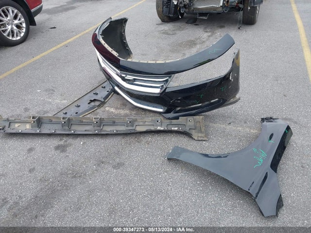 Chevrolet IMPALA 1LT 2018 2G1105S37J9138336 Image 12