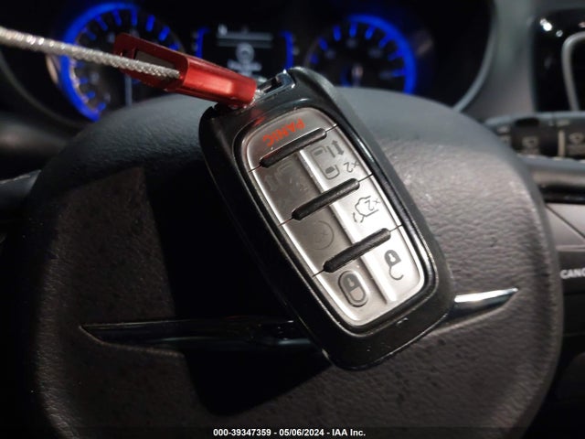 2C4RC1BG3JR292099 Chrysler Pacifica Touring L
