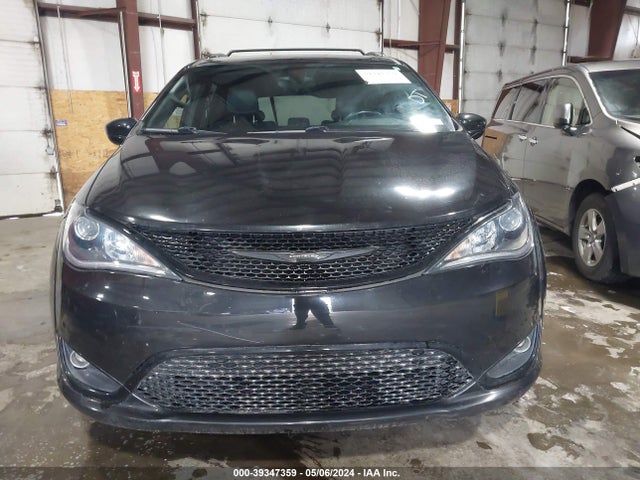 2C4RC1BG3JR292099 Chrysler Pacifica Touring L
