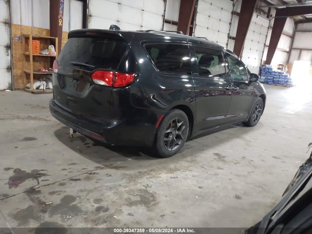 2C4RC1BG3JR292099 Chrysler Pacifica Touring L