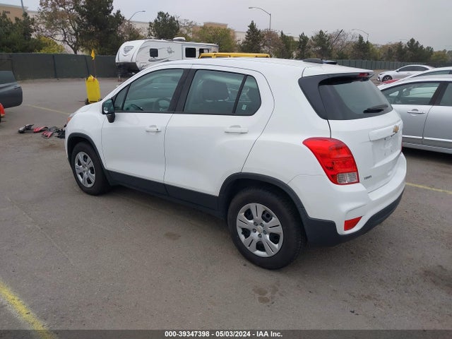 Chevrolet TRAX LS 2018 KL7CJKSB3JB602138 Image 3