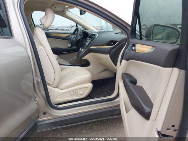 5LMCJ1A90FUJ47703 Lincoln MKC