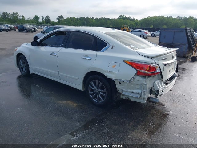 Nissan Altima 2.5 S 2015 1N4AL3AP6FC577007 Image 3