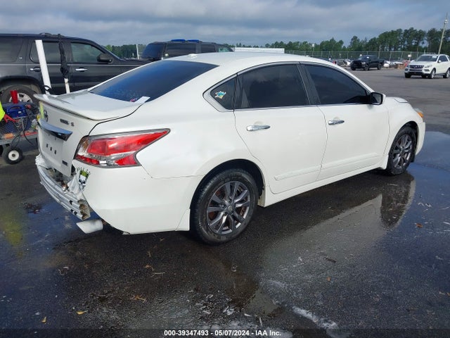 Nissan Altima 2.5 S 2015 1N4AL3AP6FC577007 Image 4