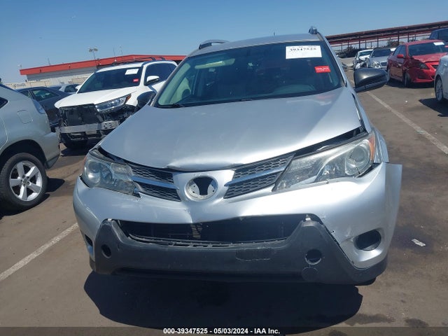 Toyota RAV4 LE 2015 JTMZFREV5FD060890 Image 12