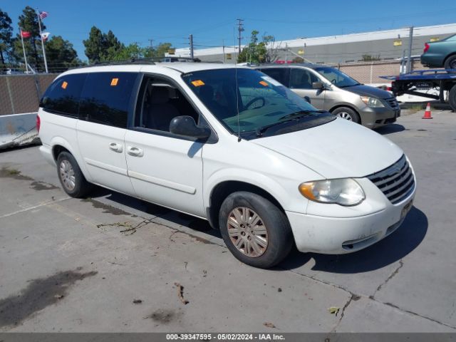 Auction sale of the 2005 Chrysler Town & Country Lx, vin: 2C4GP44R95R586642, lot number: 39347595
