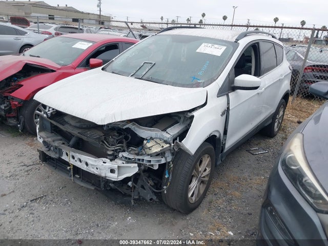 Ford ESCAPE SEL 2018 1FMCU0HD7JUA34905 Image 2