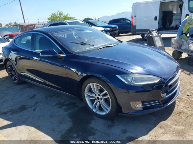 2013 Tesla Model S Performance მანქანა იყიდება აუქციონზე, vin: 5YJSA1DP5DFP07198, აუქციონის ნომერი: 39347702