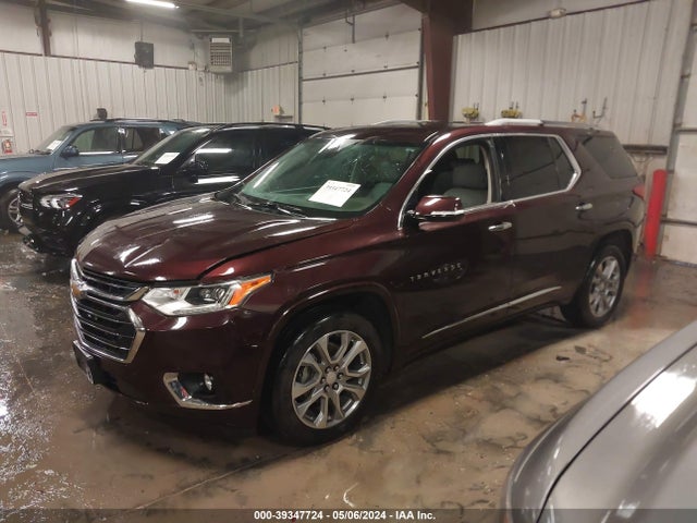 Chevrolet Traverse Premier 2018 1GNEVJKW2JJ101364 Image 2
