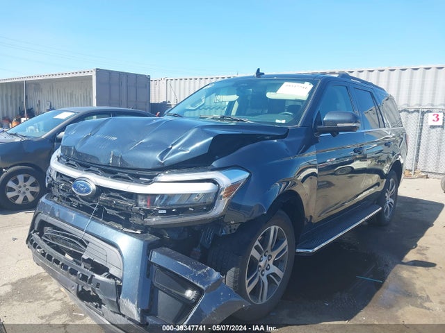 Ford Expedition Xlt 2023 1FMJU1J86PEA02864 Image 2