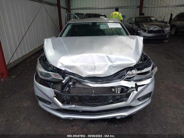 Chevrolet Cruze Premier Auto 2018 3G1BF6SMXJS617998 Image 12