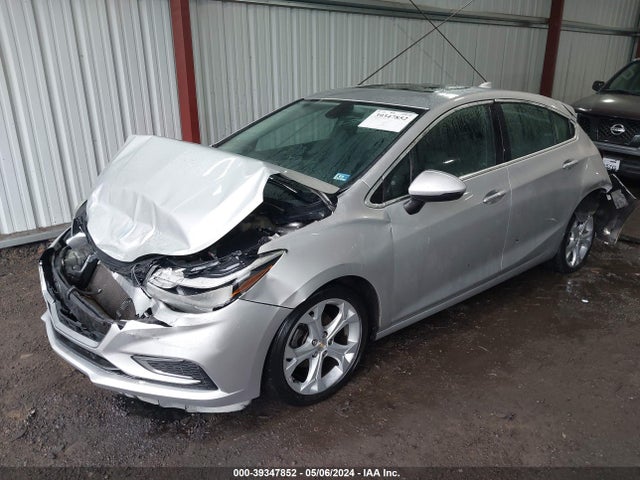 Chevrolet Cruze Premier Auto 2018 3G1BF6SMXJS617998 Image 2