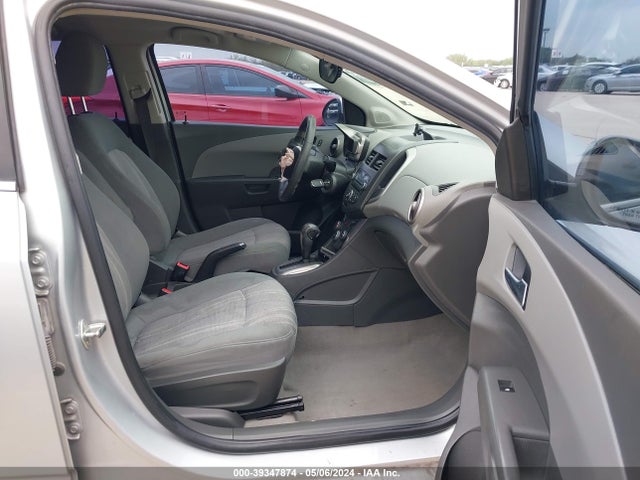 Chevrolet Sonic Lt Auto 2014 1G1JC5SH6E4104321 Image 5