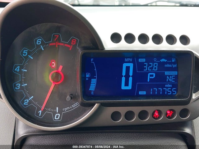 Chevrolet Sonic Lt Auto 2014 1G1JC5SH6E4104321 Image 7