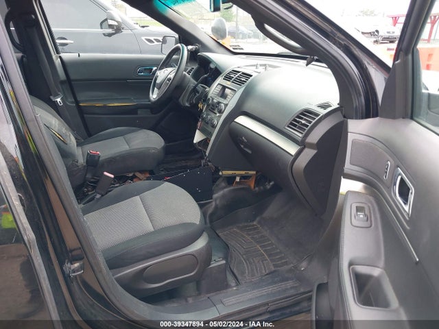Ford Utility Police Interceptor 2015 1FM5K8AR5FGA28481 Image 5