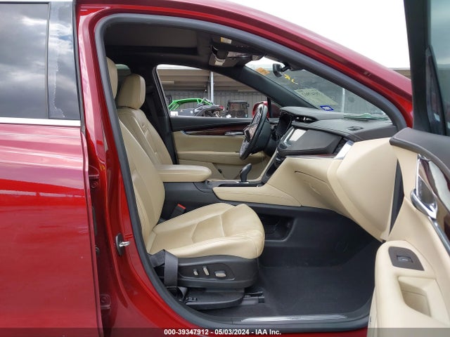 1GYKNBRS7HZ247592 Cadillac XT5 LUXURY