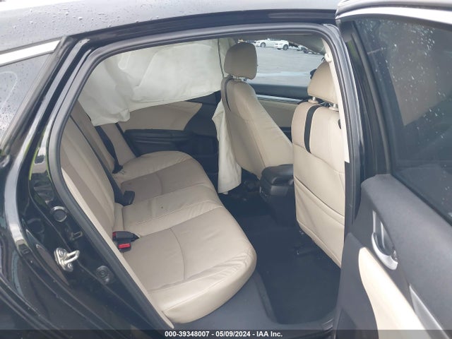 Honda Civic Touring 2016 19XFC1F92GE033855 Image 8