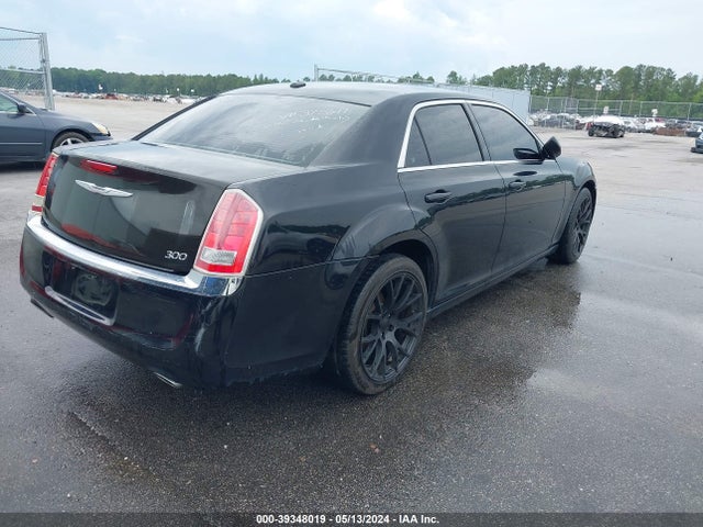 Chrysler 300 2014 2C3CCAAG2EH378611 Image 4