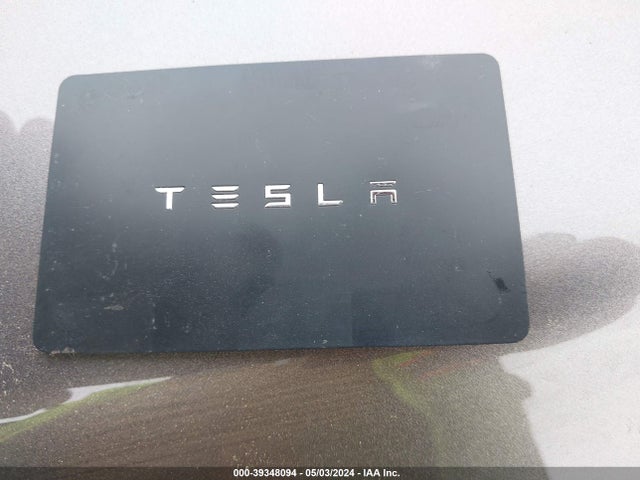 Tesla Model 3 Long Range/mid Range 2018 5YJ3E1EA9JF032762 Image 11