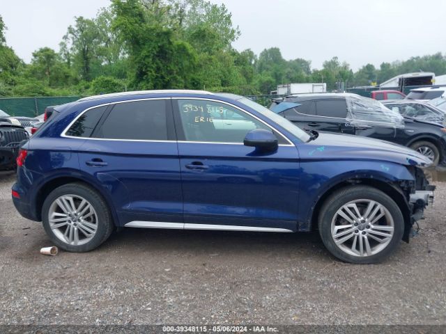 WA1BNAFY7J2200094 Audi Q5 2.0t Premium/2.0t Tech Premium