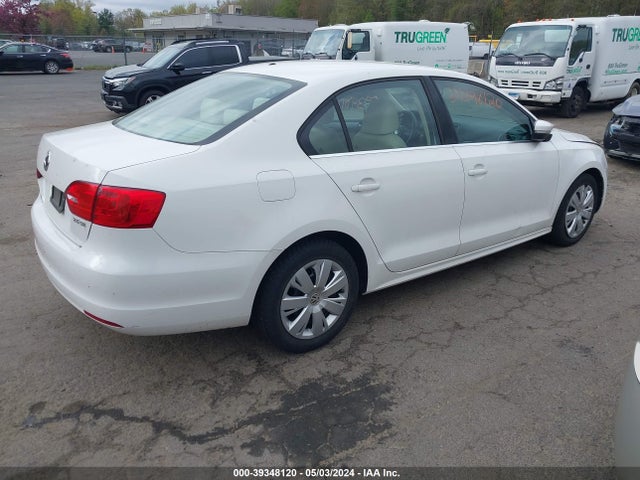 2013 Volkswagen Jetta 2.5l Se მანქანა იყიდება აუქციონზე, vin: 3VWDP7AJ1DM212872, აუქციონის ნომერი: 39348120