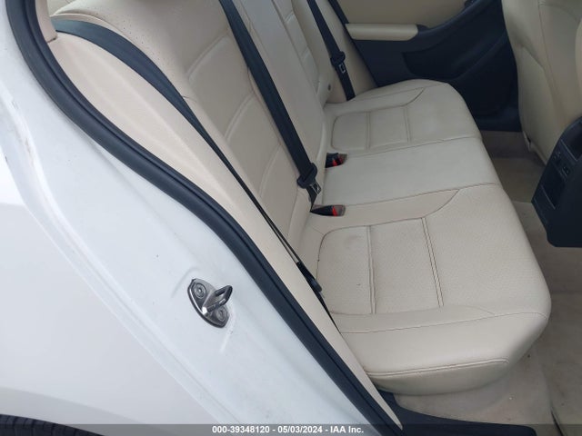 2013 Volkswagen Jetta 2.5l Se მანქანა იყიდება აუქციონზე, vin: 3VWDP7AJ1DM212872, აუქციონის ნომერი: 39348120