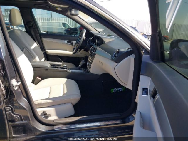 WDDGF4HB9EG221112 Mercedes-Benz C 250 Luxury/sport