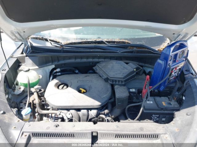 KM8J3CA40HU511335 Hyundai TUCSON SE